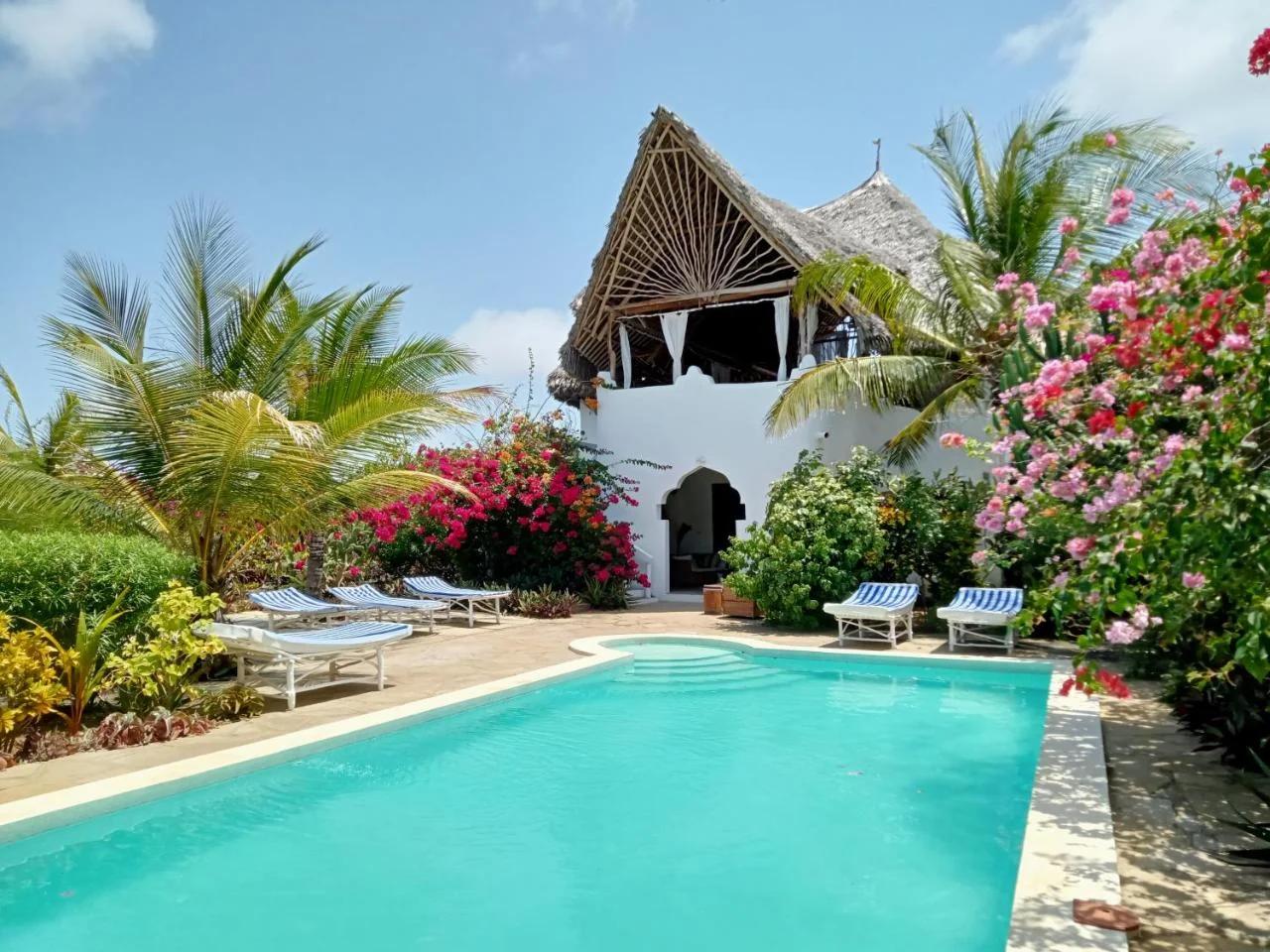 HUHURU House