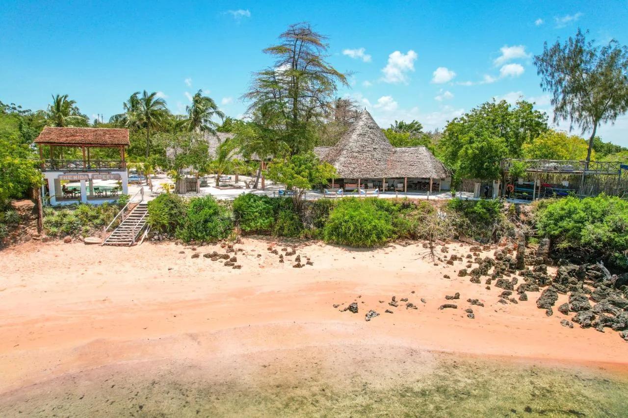 The Mida Creek Hotel photo