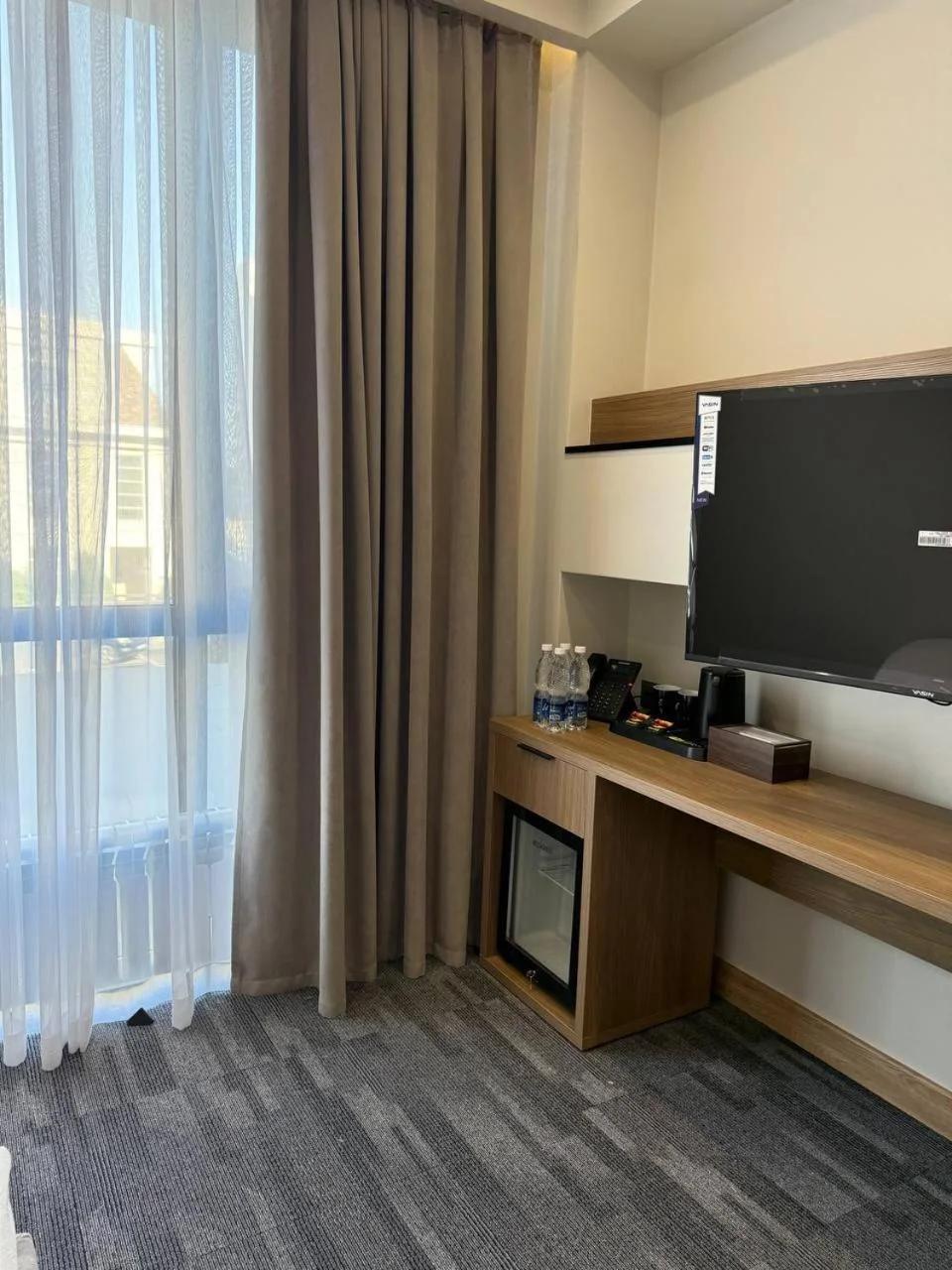 Metropol Hotel Bishkek foto