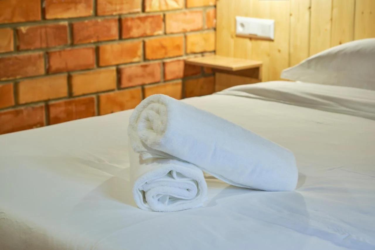 Pristine Hotel foto
