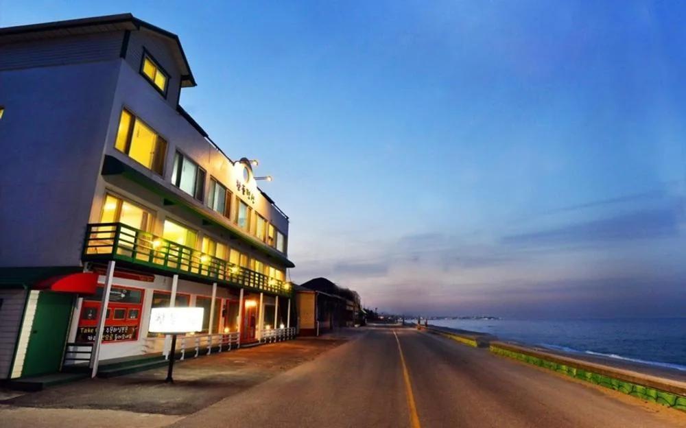 Gangneung Handeul Pension photo