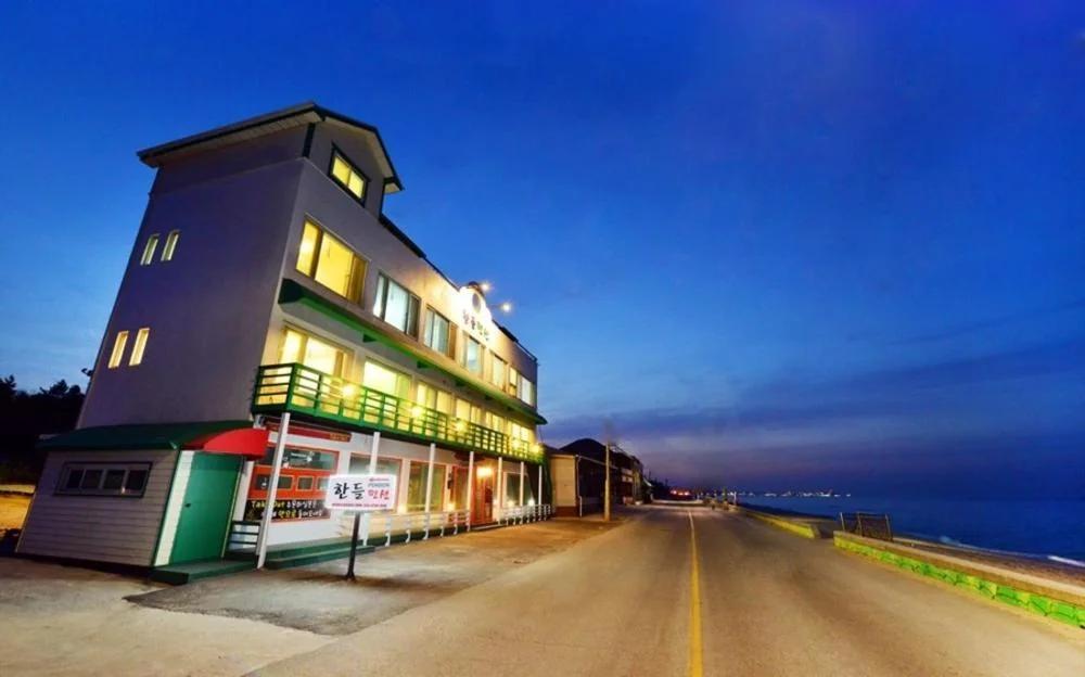 Gangneung Handeul Pension photo