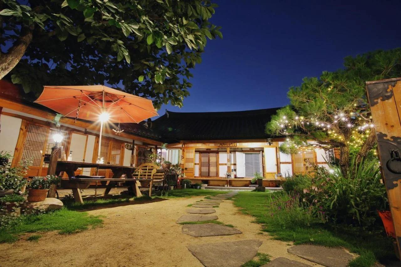 Hanok Madang photo