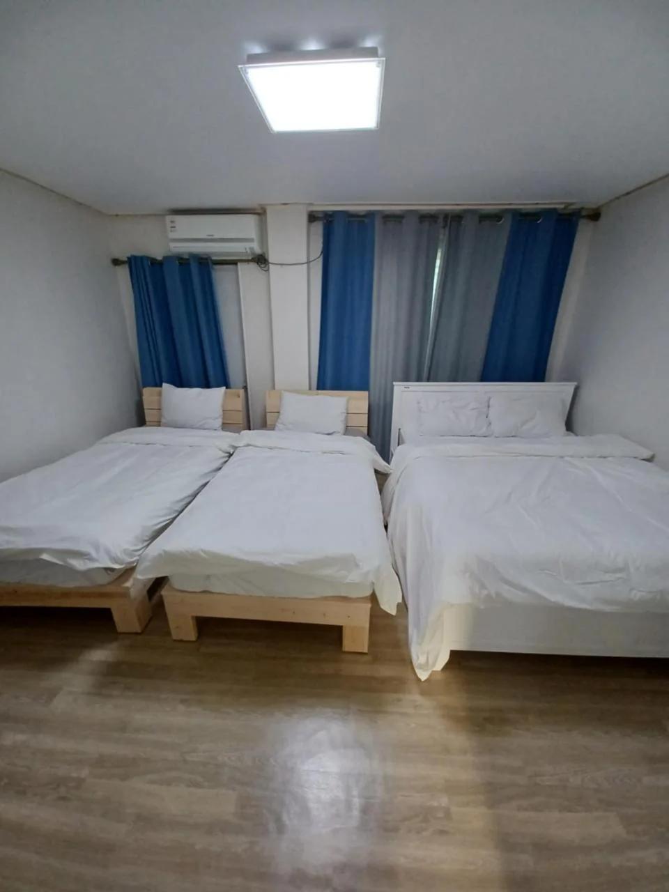 J&J Guesthouse photo