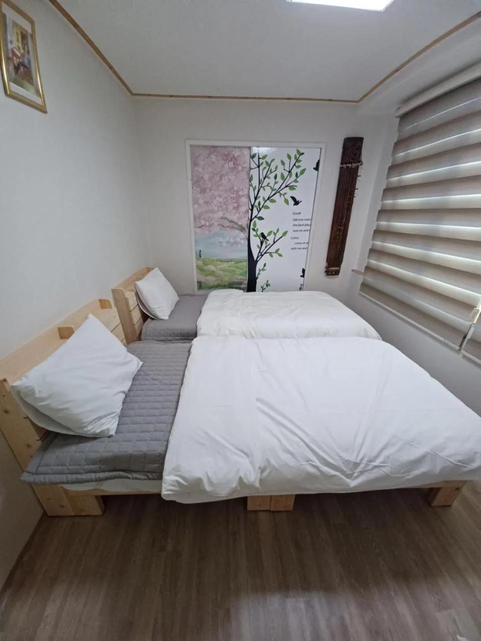 J&J Guesthouse photo