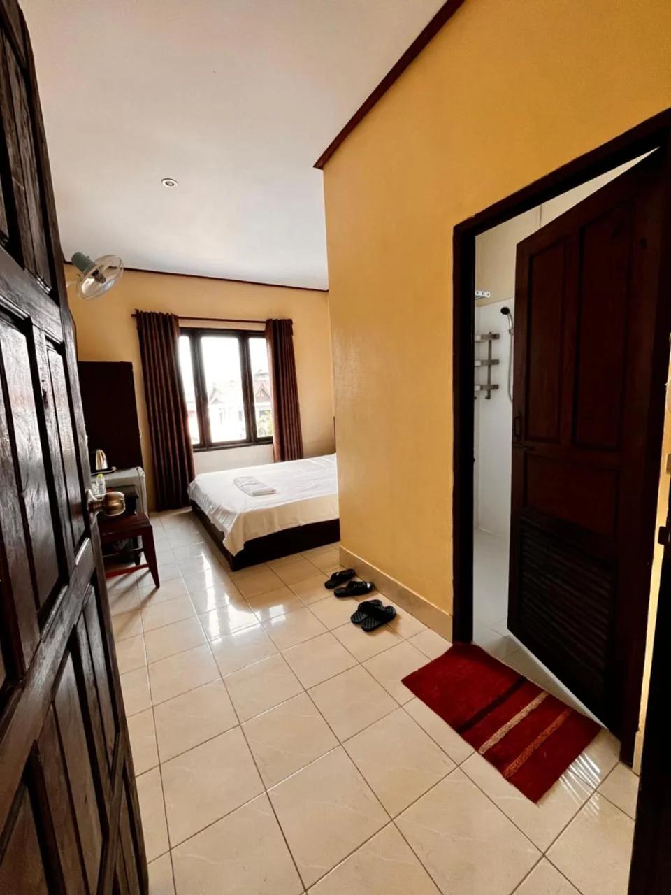 Camellia Hotel photo