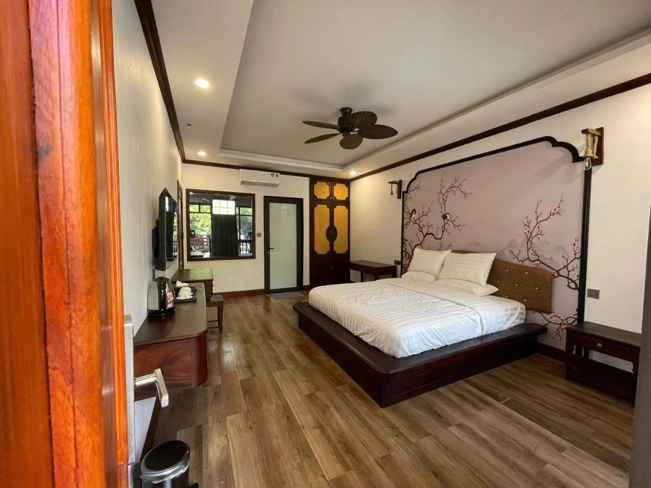 Luang Prabang Dream 1985 photo