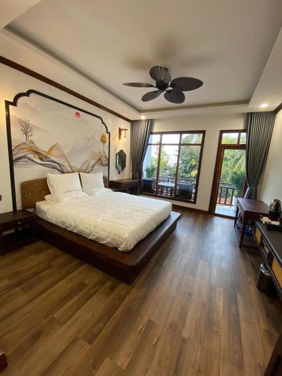 Luang Prabang Dream 1985 photo