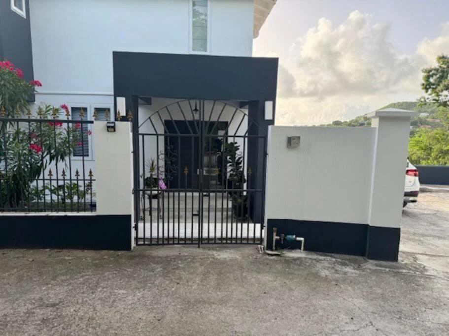 Luxury Spacious 3BR Villa With Pool photo