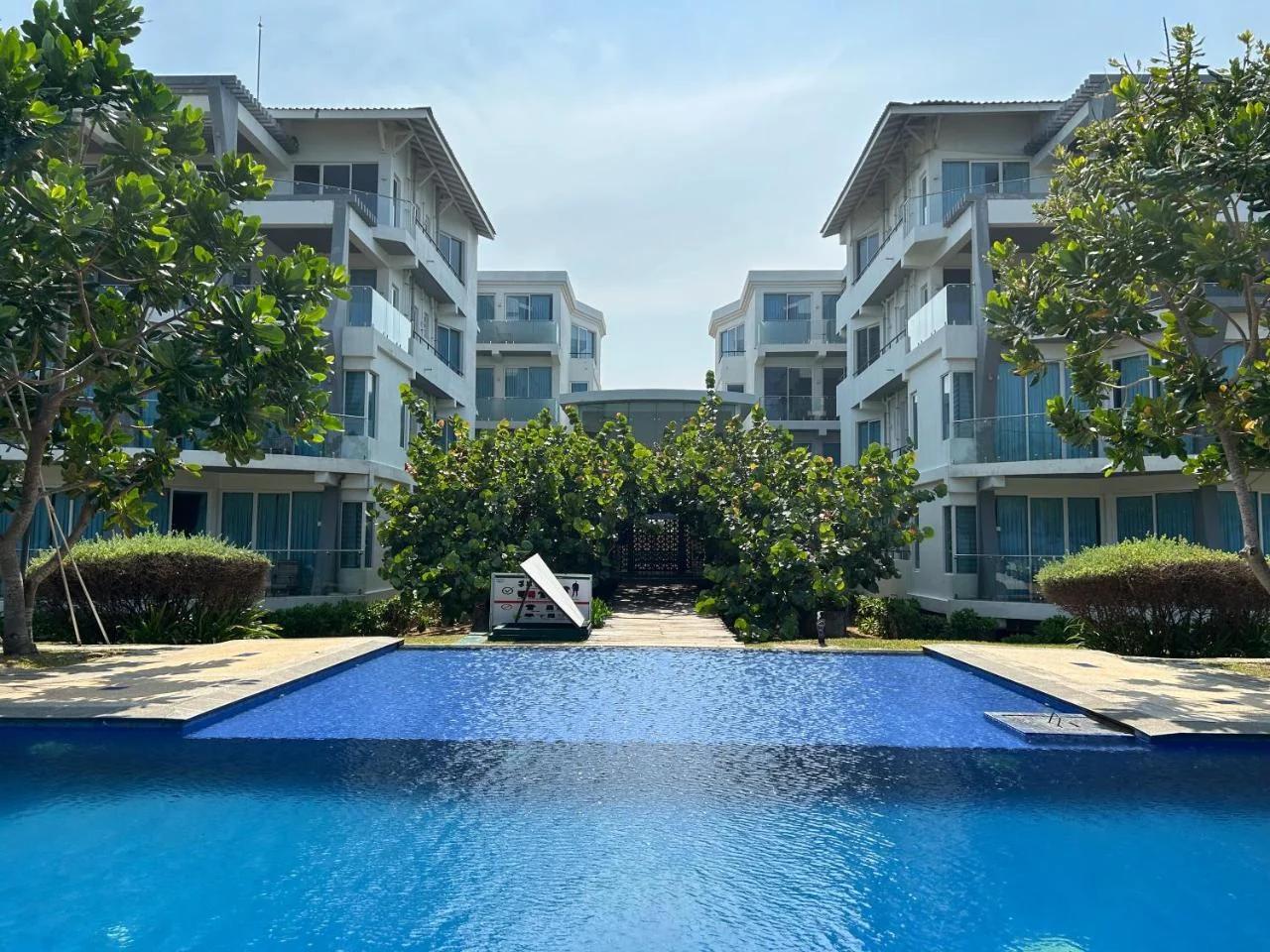 Apartment314 Oceanfront condos Nilaveli