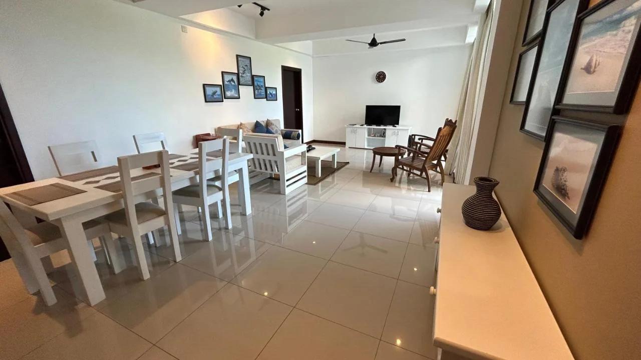 Apartment314 Oceanfront condos Nilaveli foto