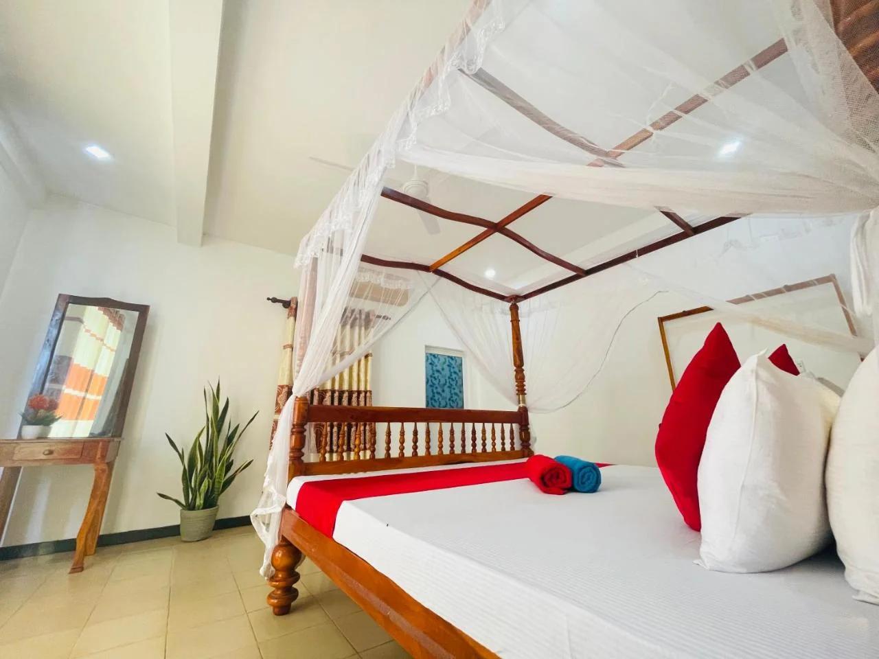 Cinnamon City photo