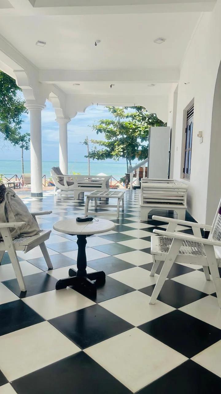 Elysian Stay Arugambay