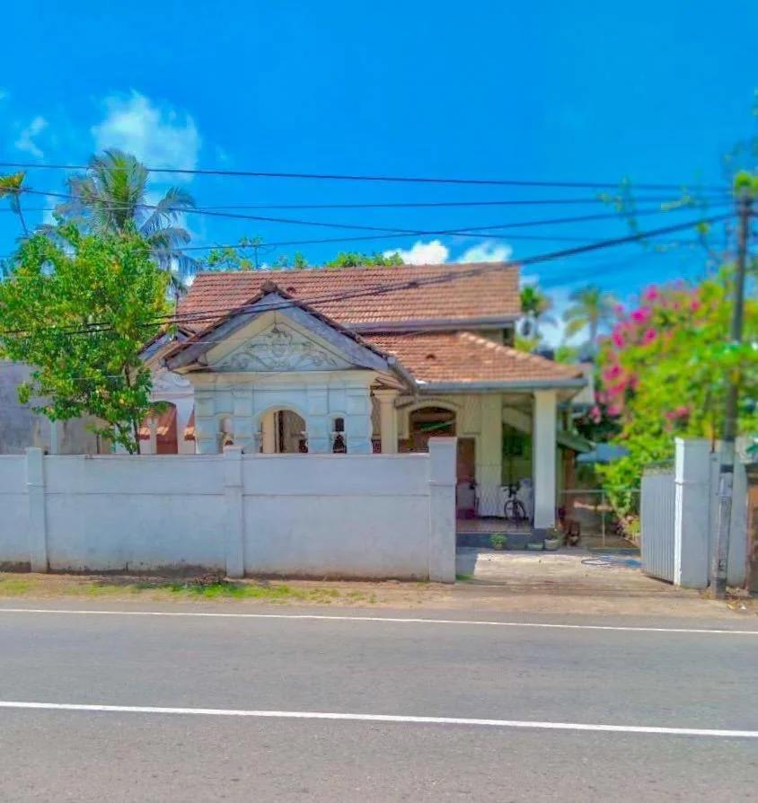 Free House Bentota