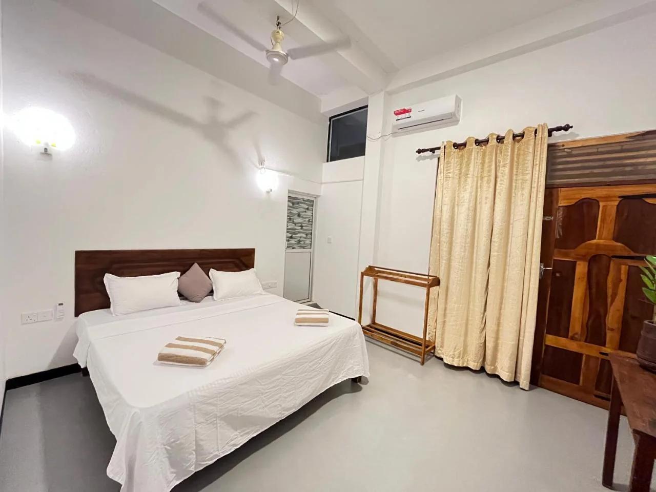 Lumieri Hotel Arugambay foto