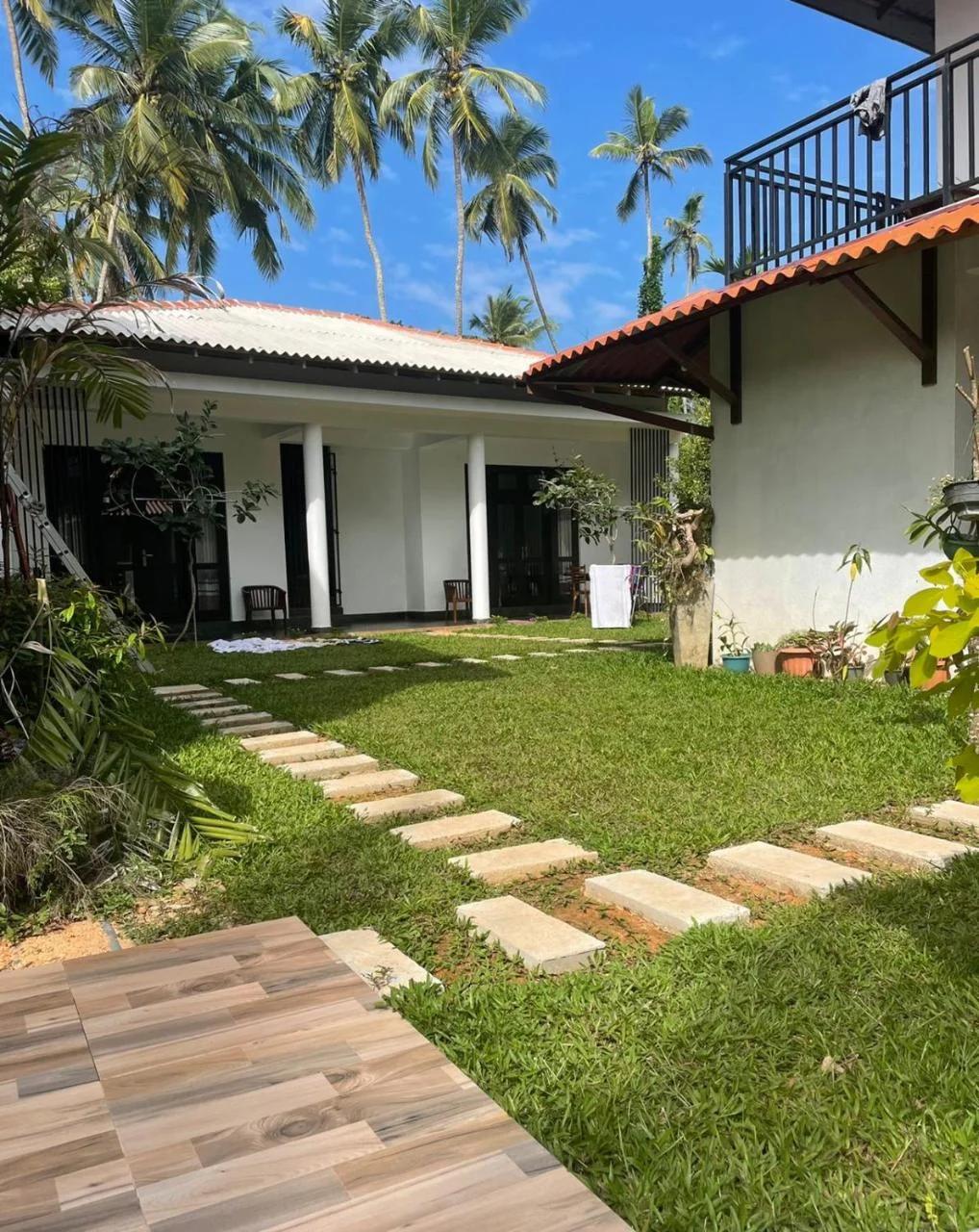 River Breeze Villa Bentota photo