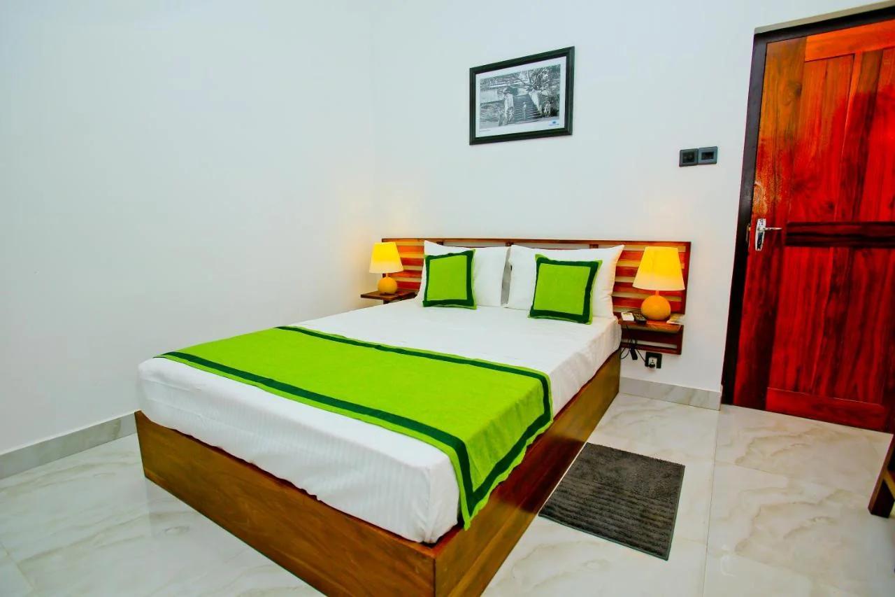 Sapumal Lodge photo