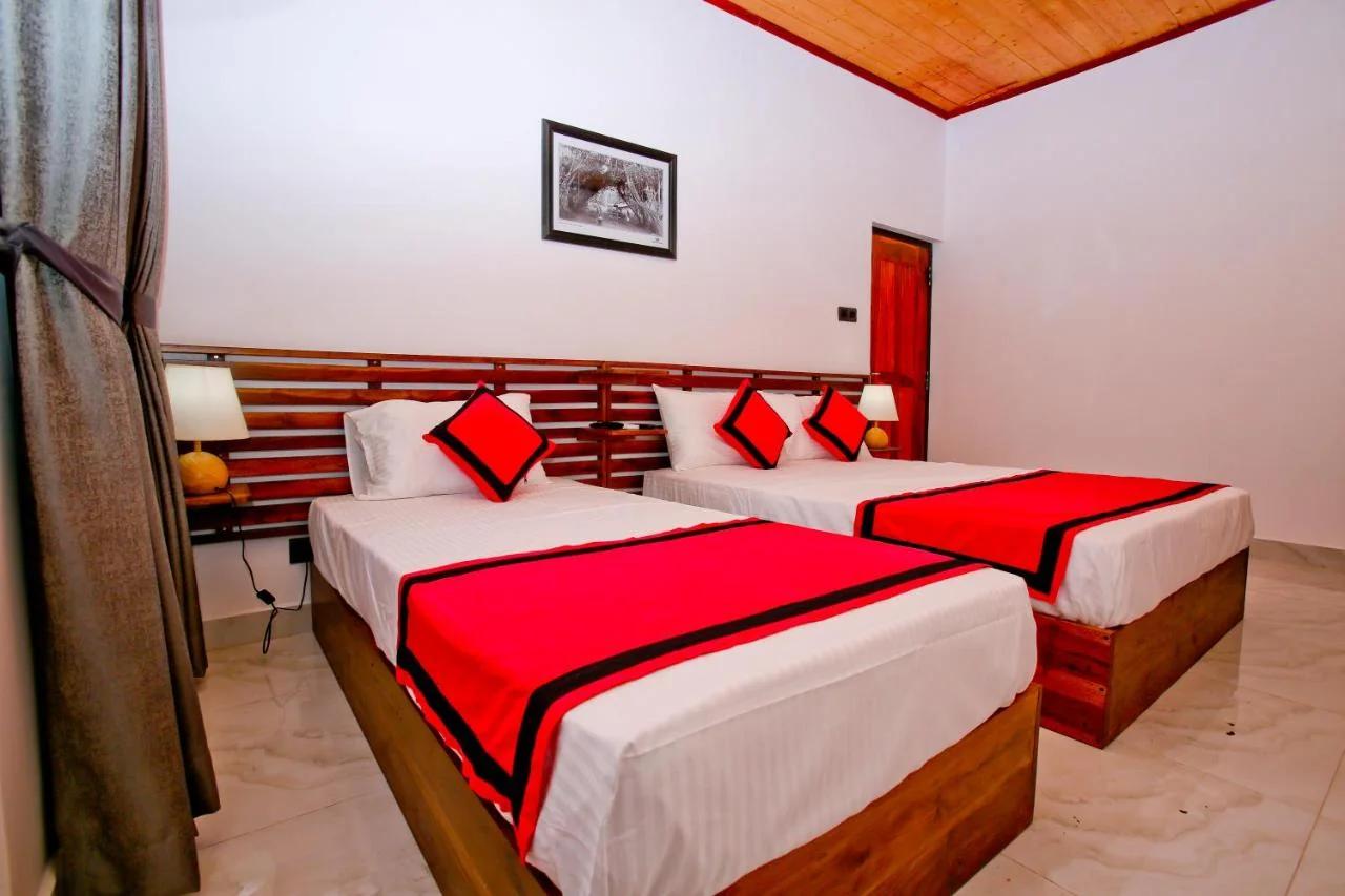 Sapumal Lodge photo