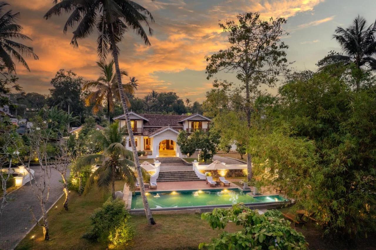 The Colonial Escape