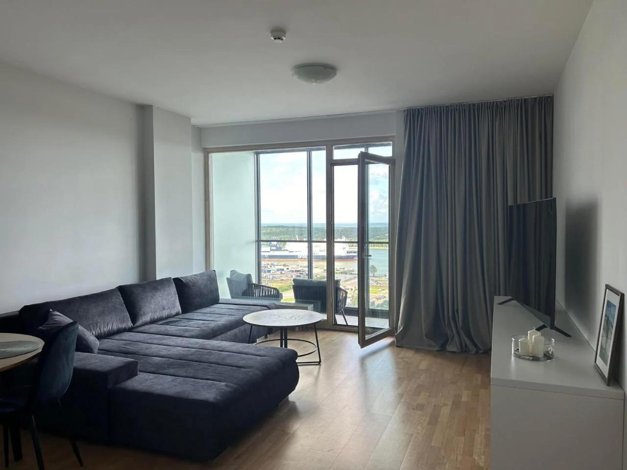 21 fl an apartment with a sea view photo
