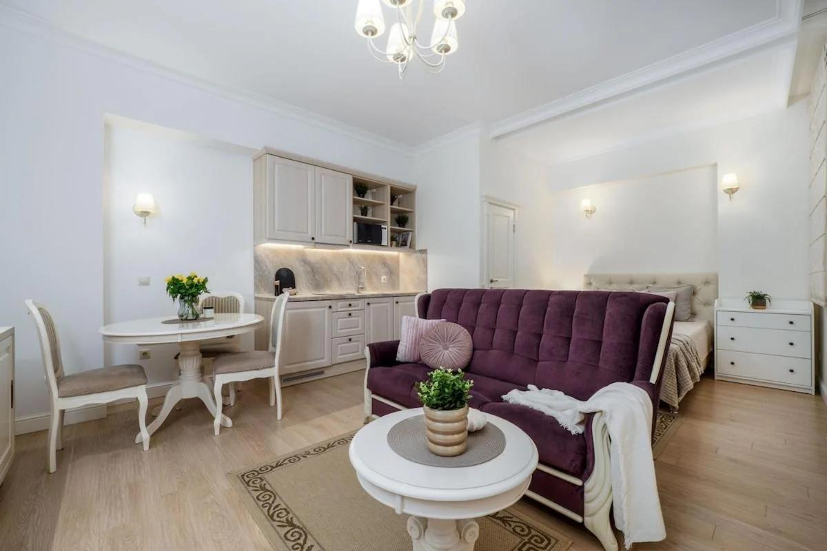Cozy, bright, old town located, whole apartment
