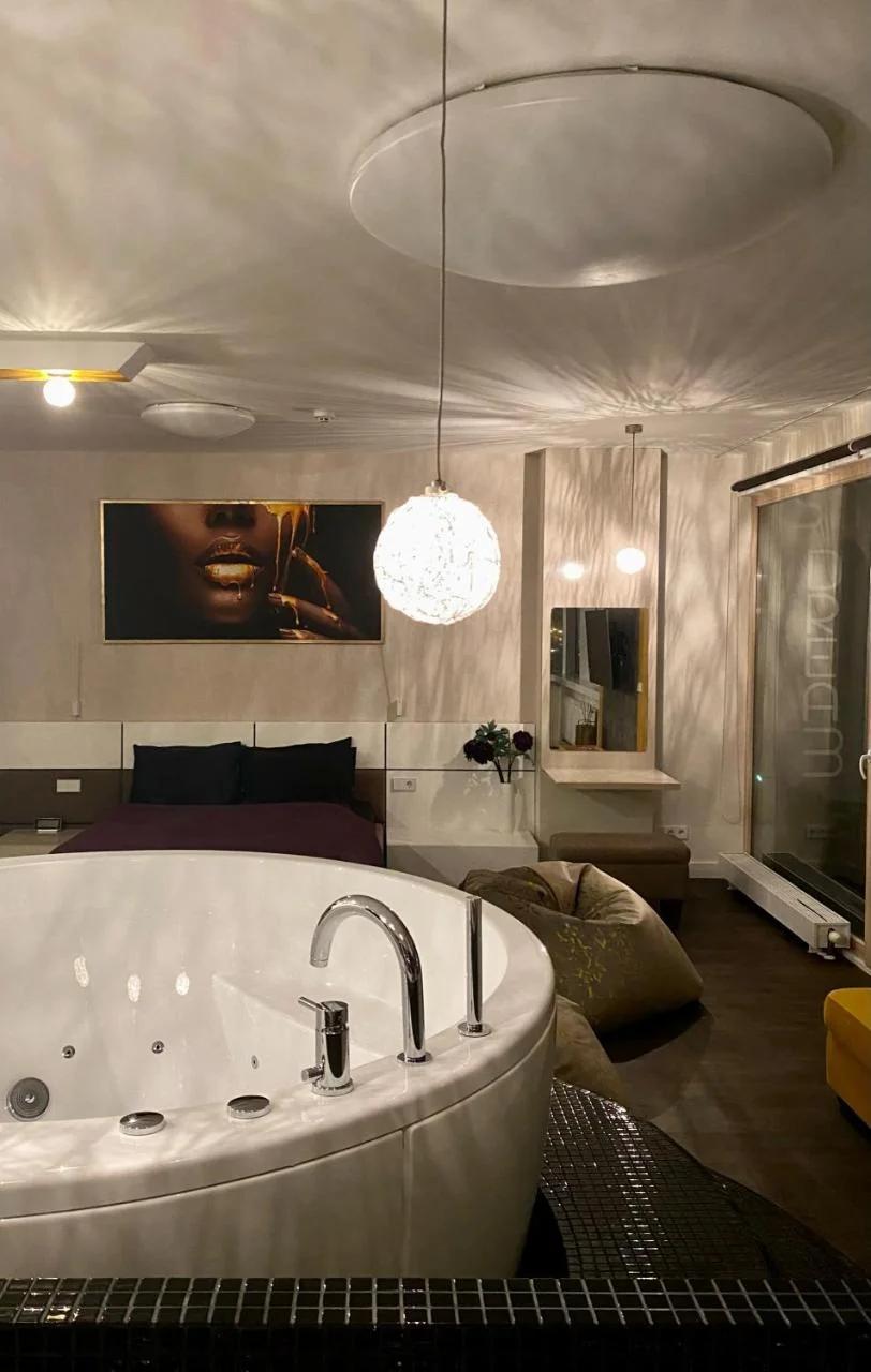 sky FLAT jacuzzi sauna 27 FLOOR foto