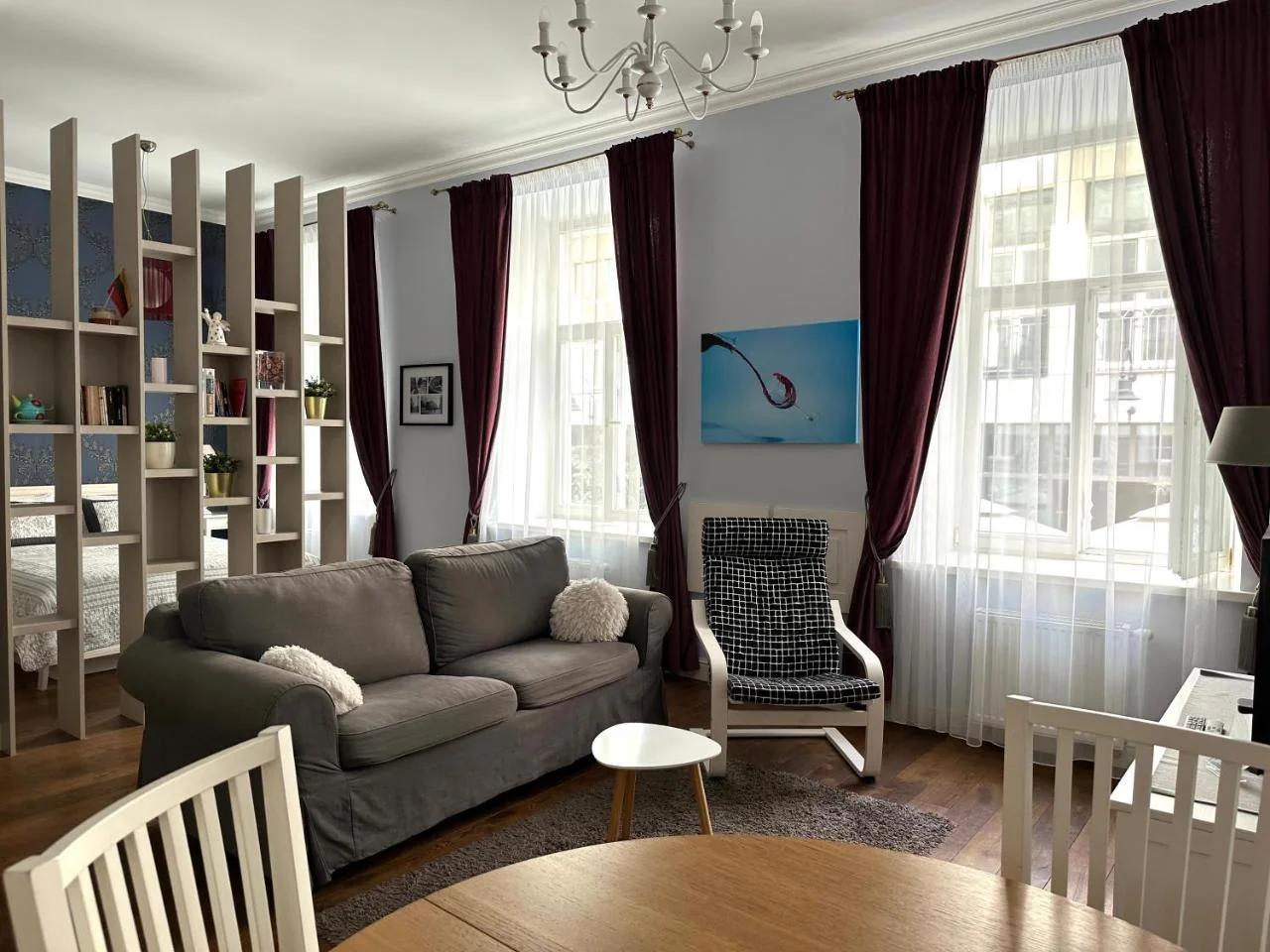 Vilnius street apartment photo