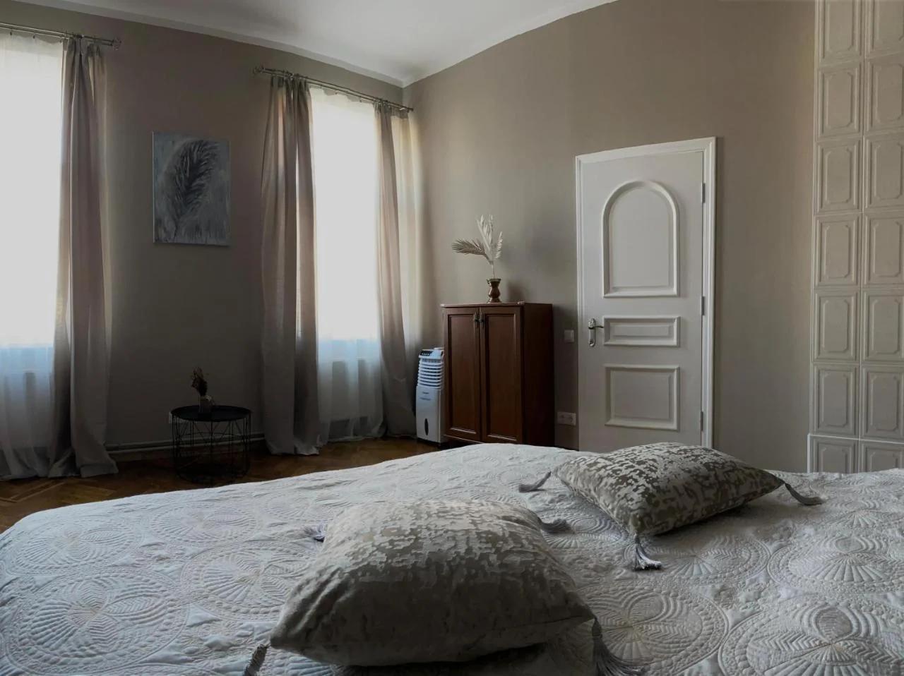 555 метров до моря photo