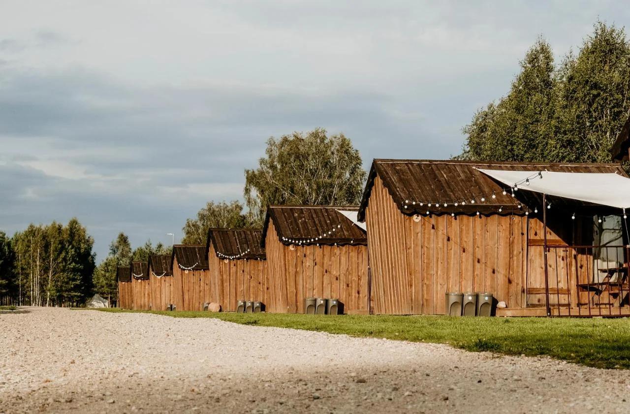 Kempings Daugavas lokos foto