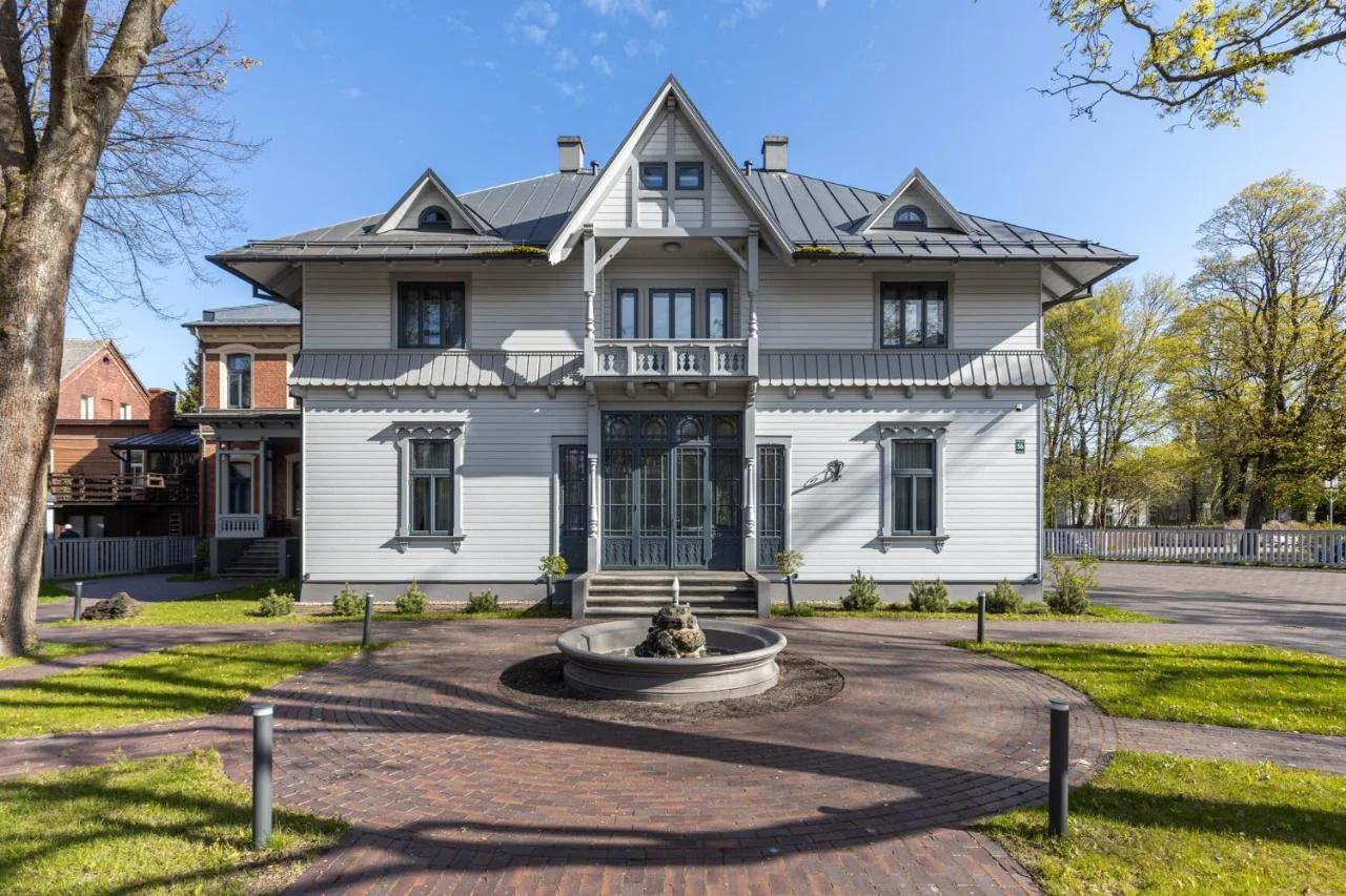 Roze Peldu Residence