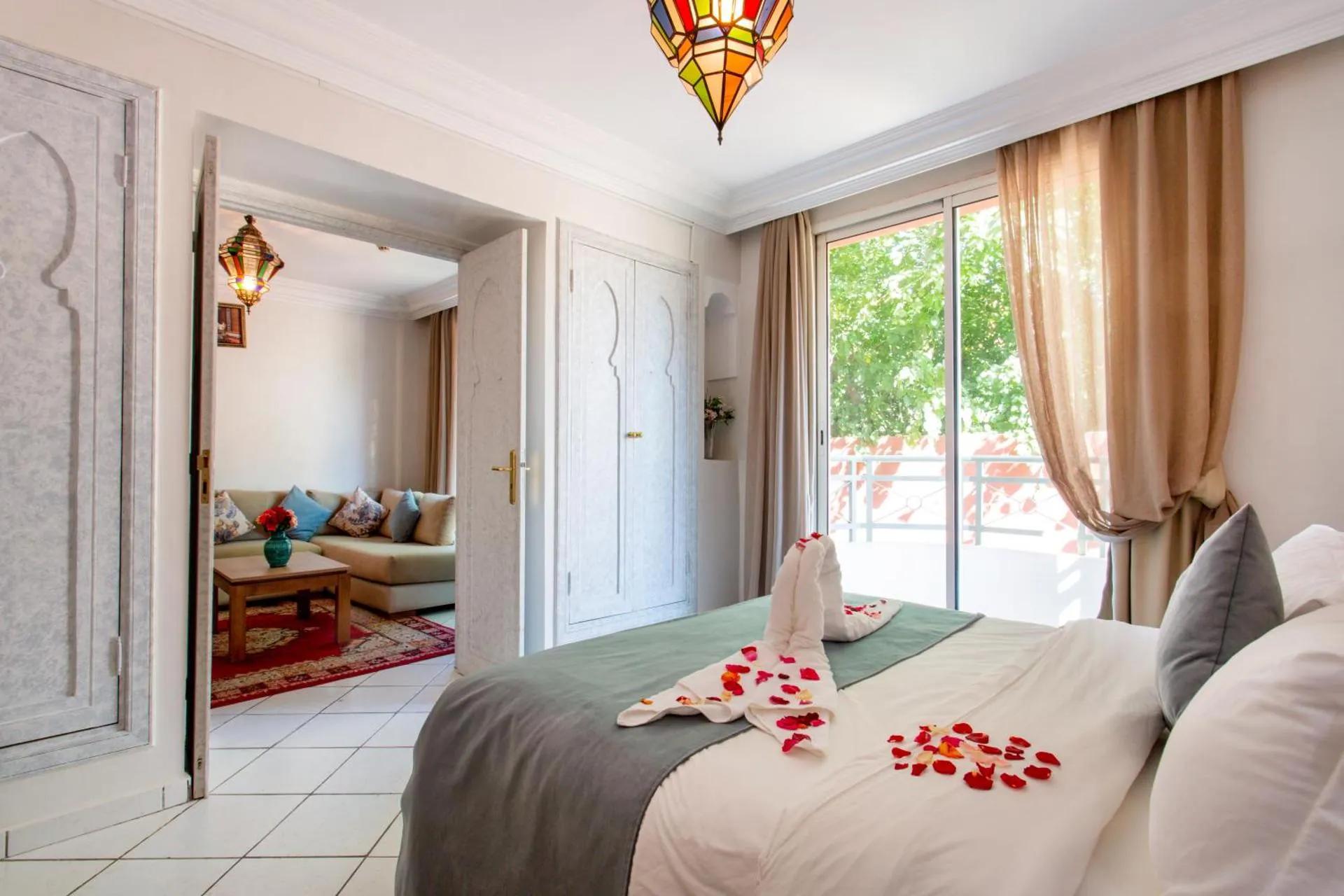 Hotel Akabar photo