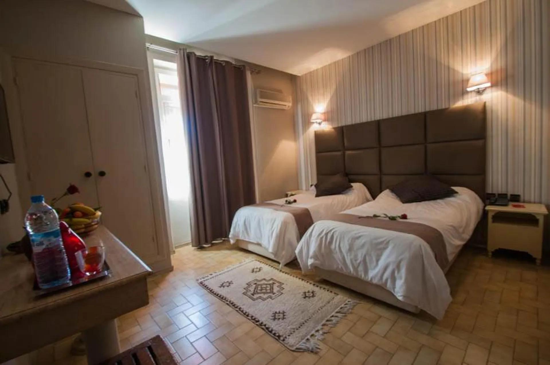 Hotel De La Paix