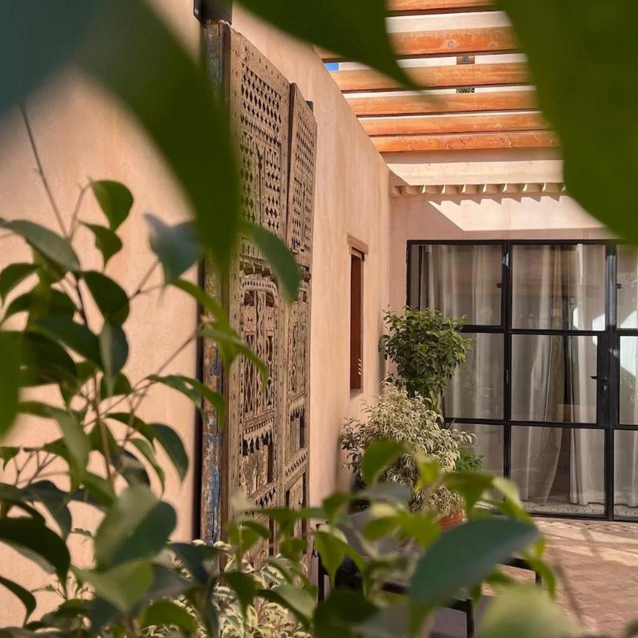 Karawan Riad photo