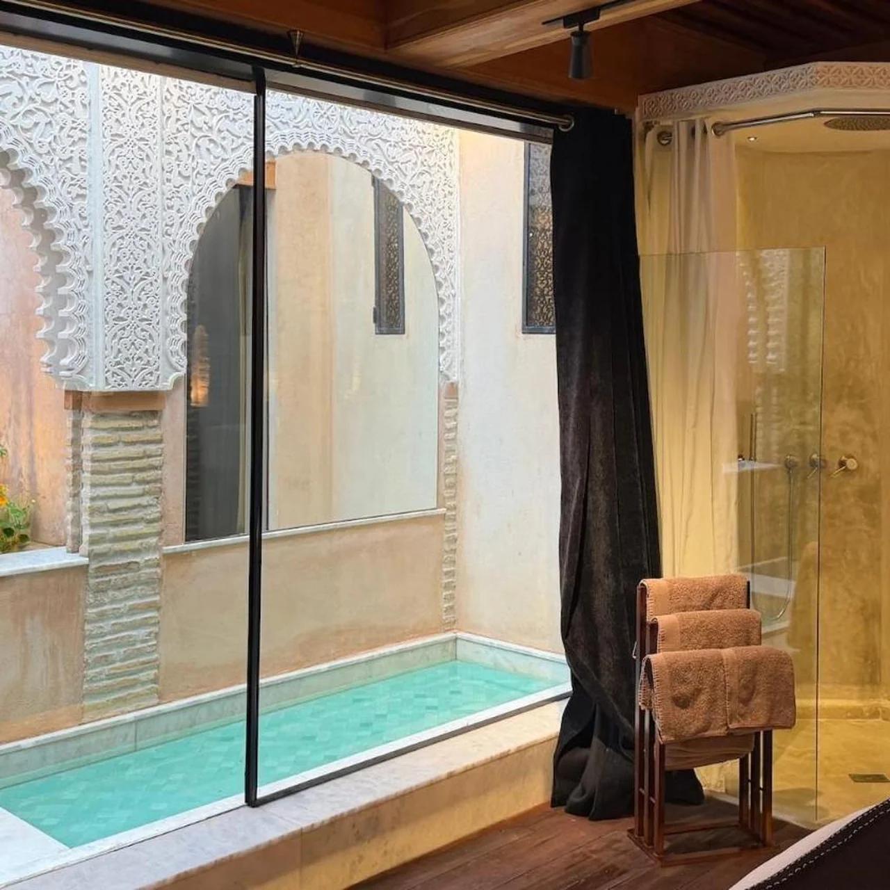 Karawan Riad photo