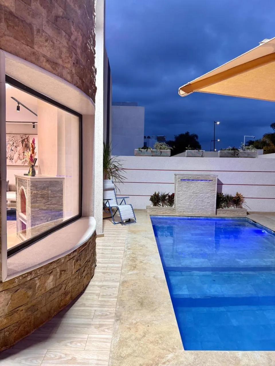 Villa 1 prestige with Pool & Private Guests Suites