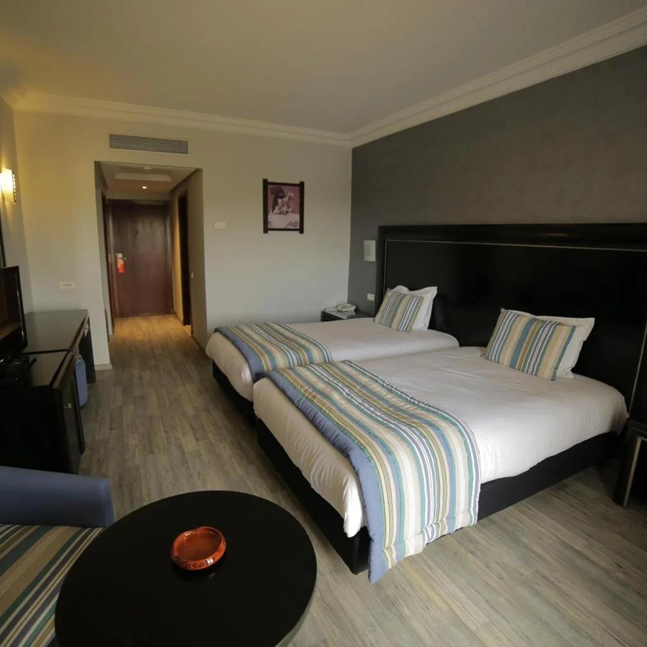 Hotel Suisse photo