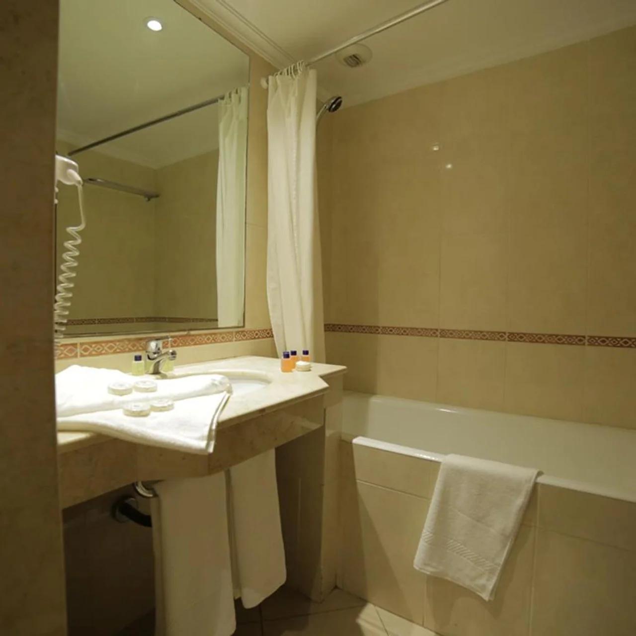 Hotel Suisse photo