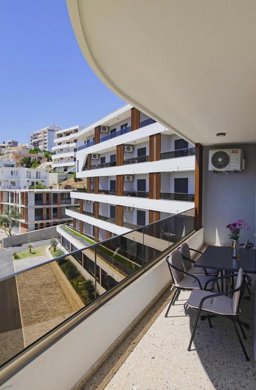 Allure Apartments photo