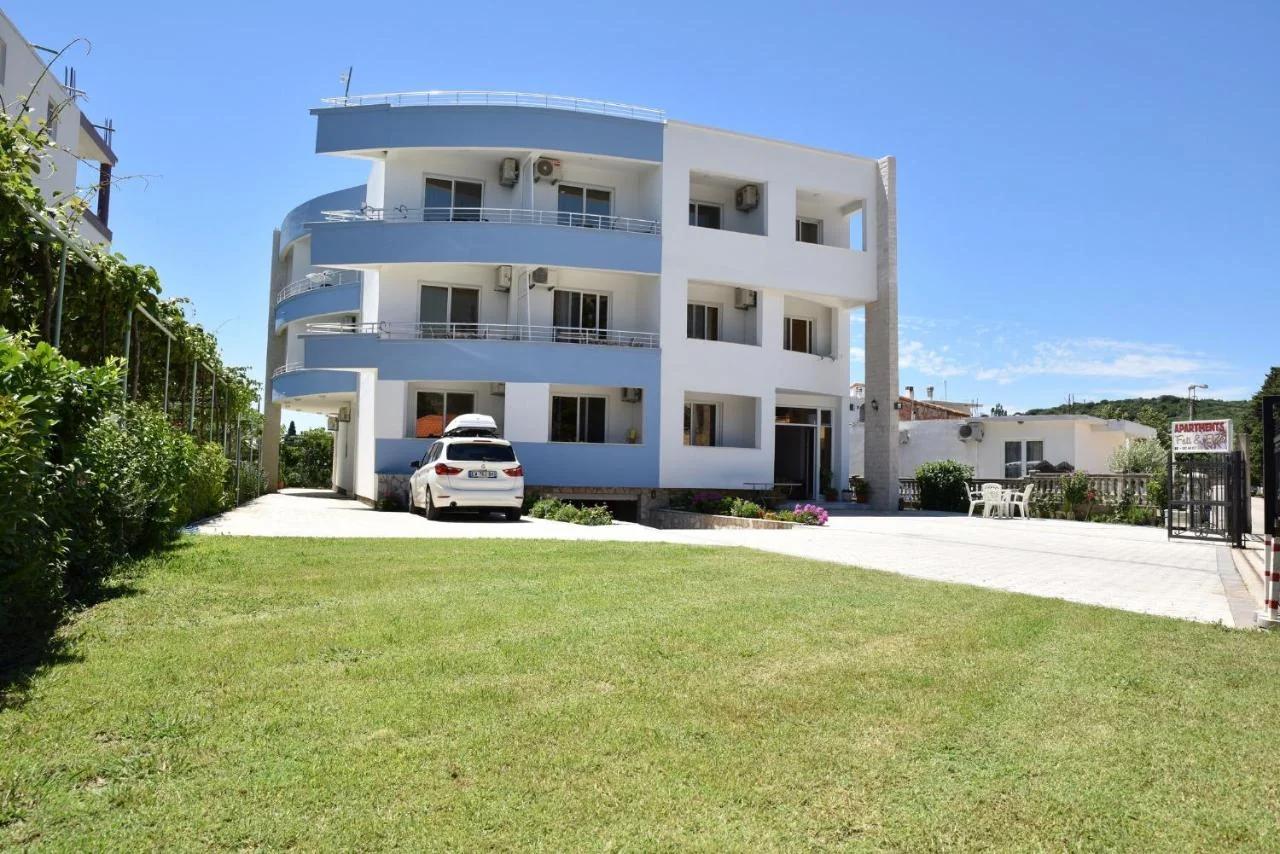 Apartments Fati & Flori