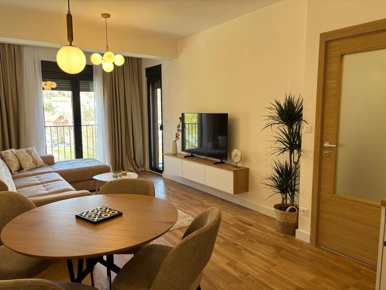 Calm lux apartment