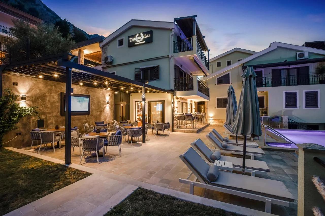 Dekaderon Lux Apartments photo