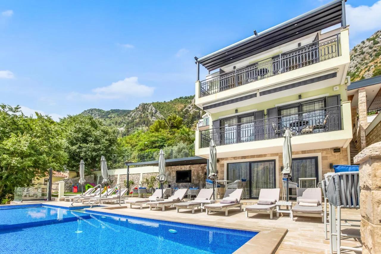Dekaderon Lux Apartments photo