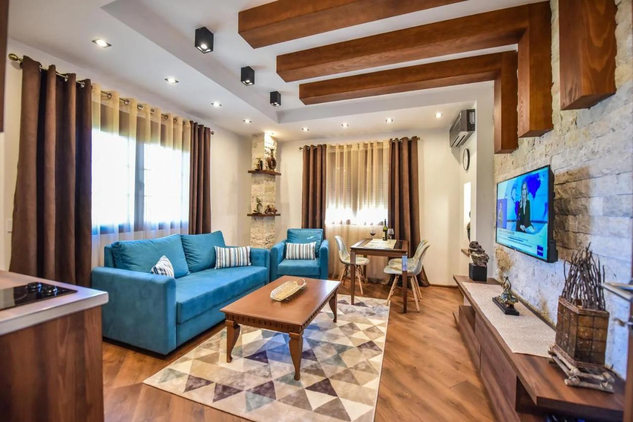 Giardino Lux Apartments photo