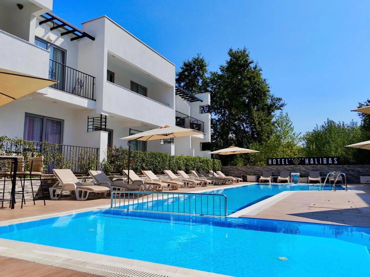 Hotel Halibas photo