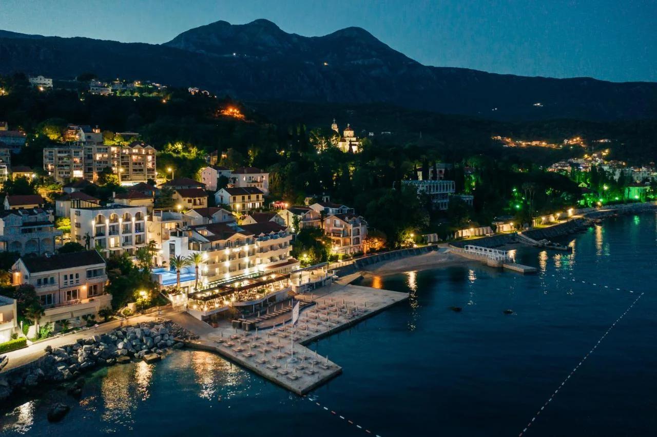 Hotel Perla photo