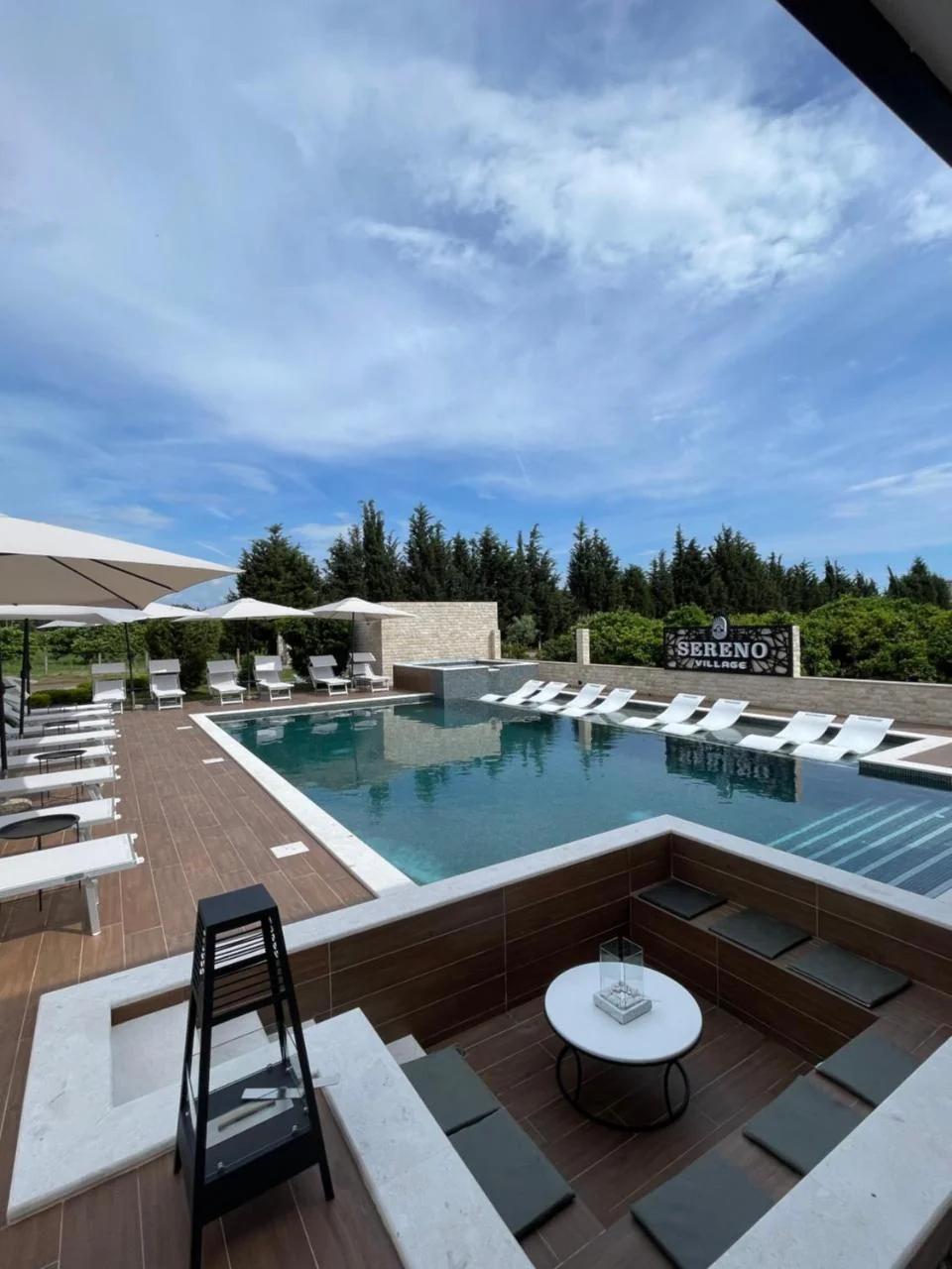 Lux Sereno Village foto