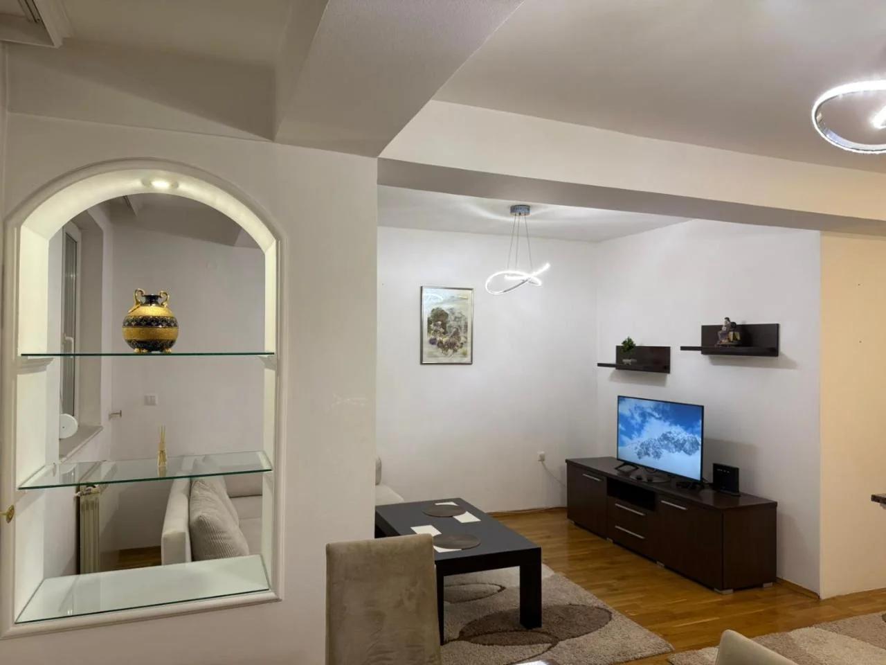 Central Bee Apartment