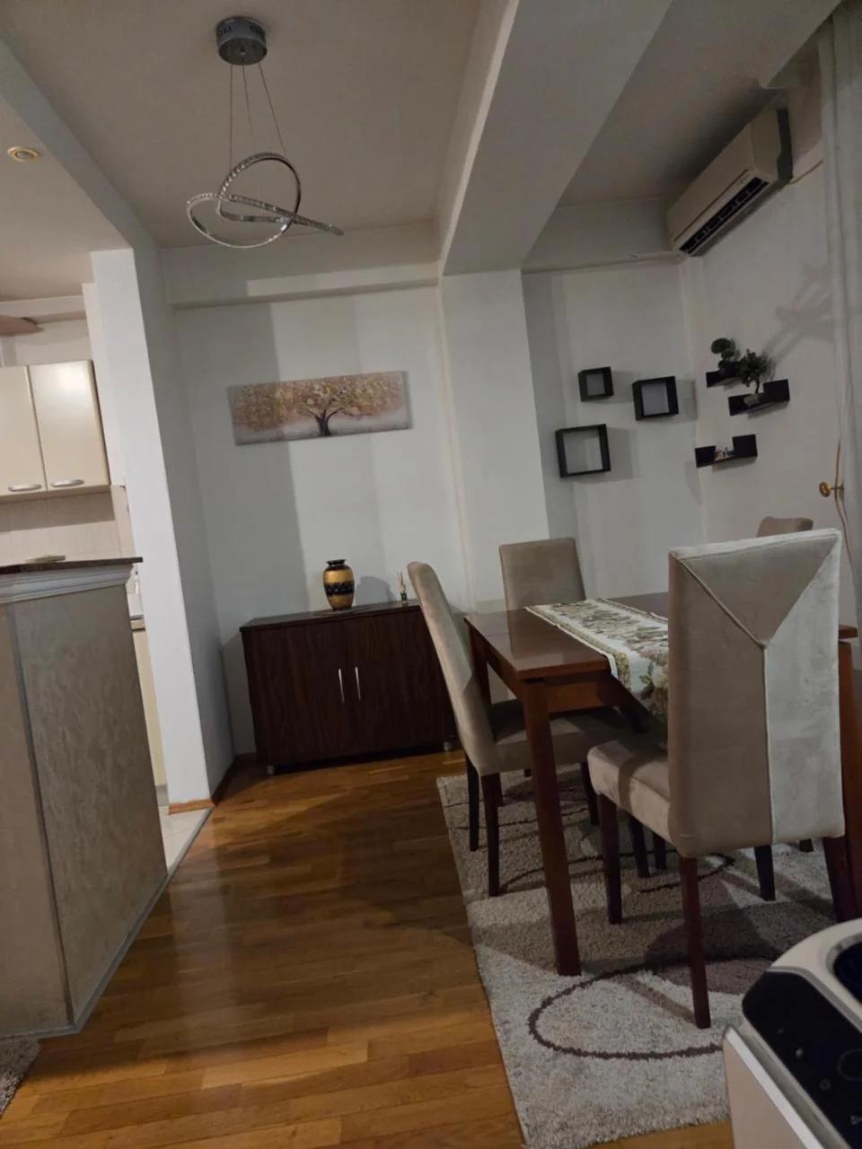 Central Bee Apartment photo