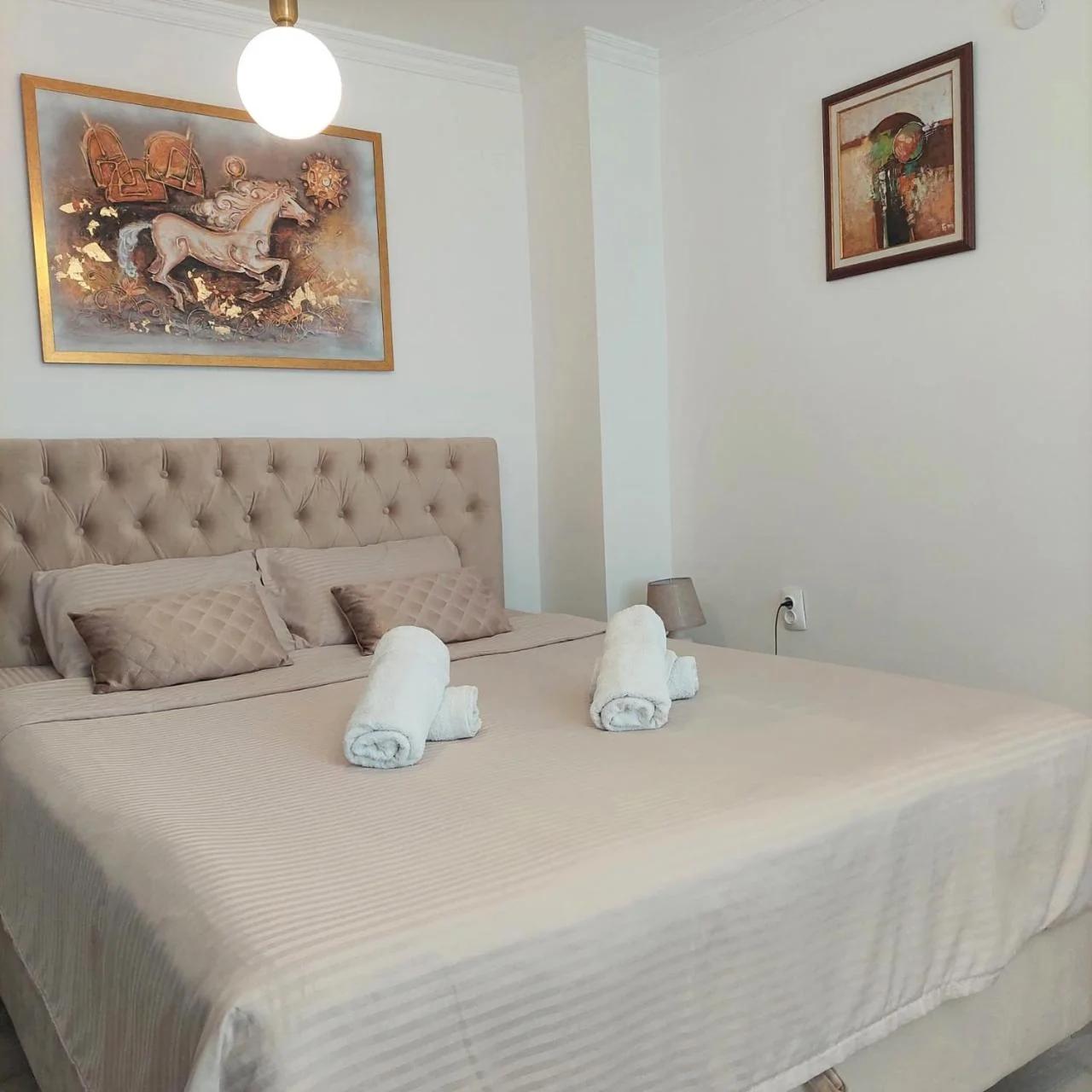 City lux Square apartments Skopje foto