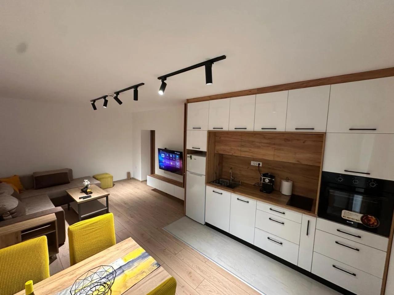 Glio Luxury Apartment